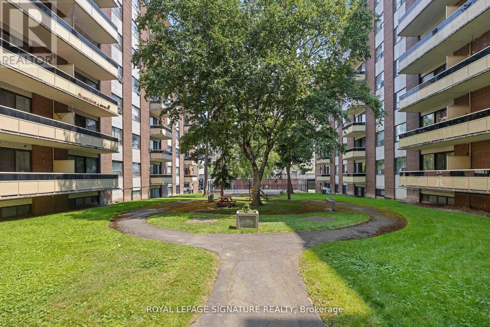 Photo 26 of 502 921 Midland Avenue, Toronto ON