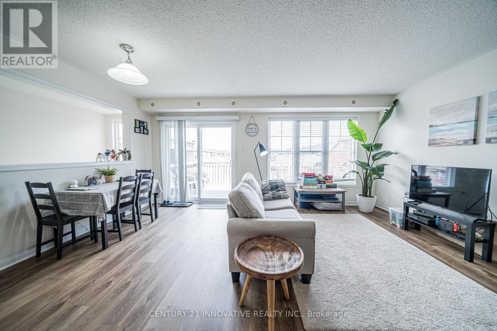 Photo 4 of 1 3034 Bur Oak Avenue, Markham ON