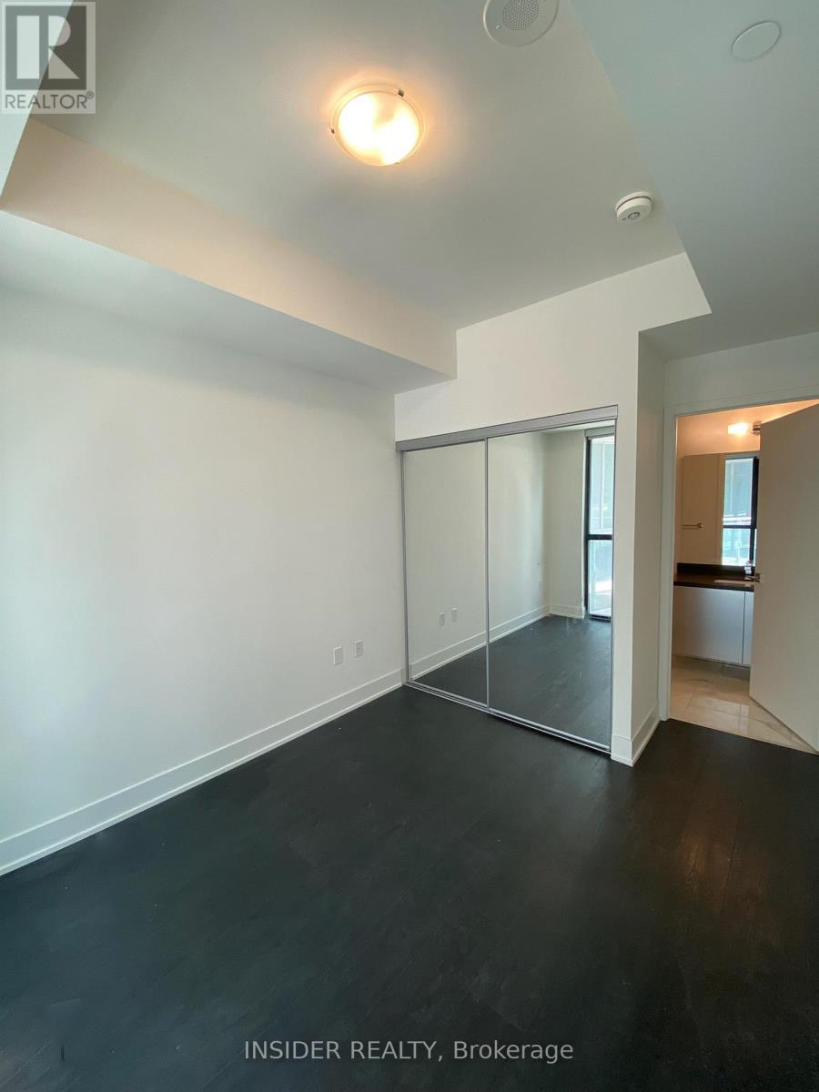 Photo 10 of 306 2908 Highway 7 Avenue W, Vaughan ON
