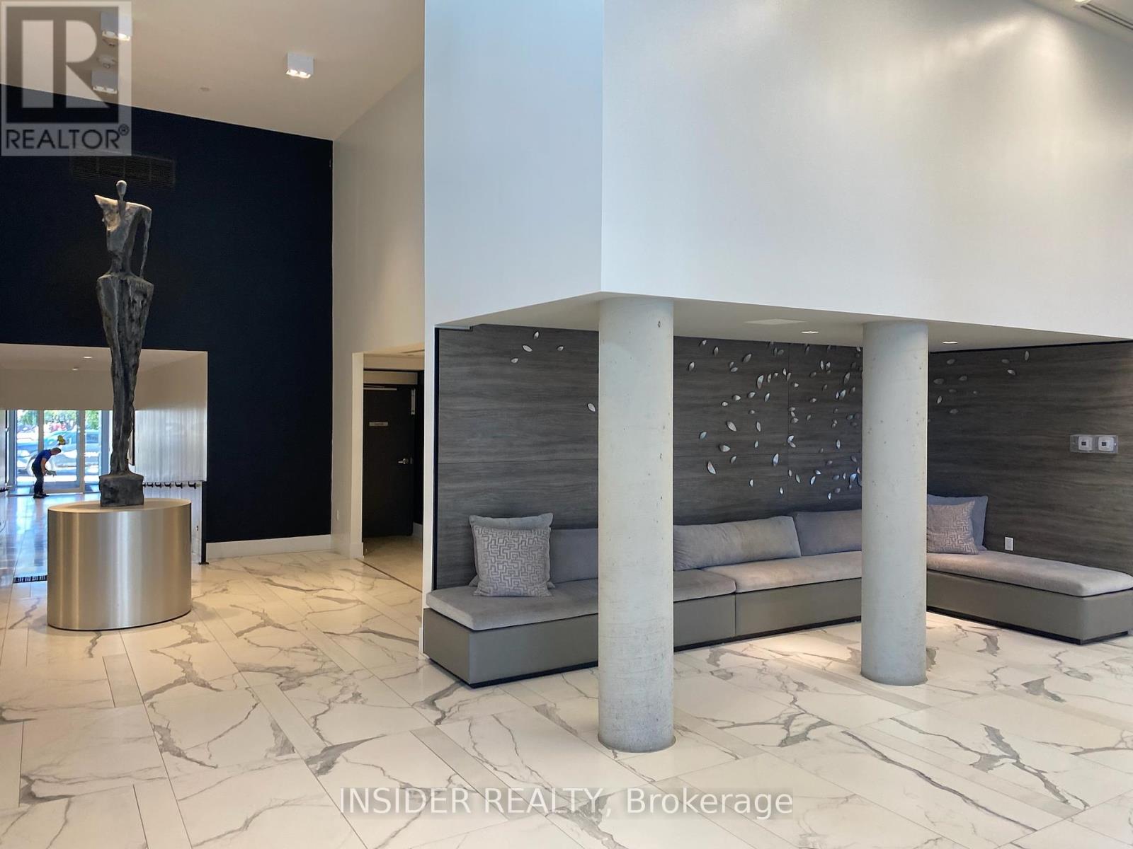 Photo 16 of 306 2908 Highway 7 Avenue W, Vaughan ON
