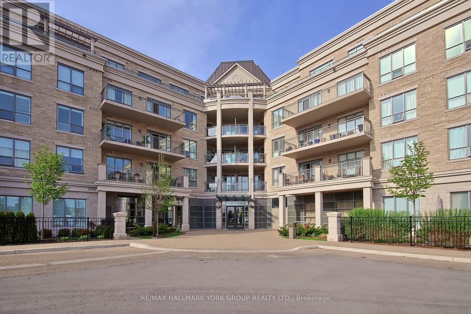 Photo 1 of 434 180 John West Way, Aurora ON