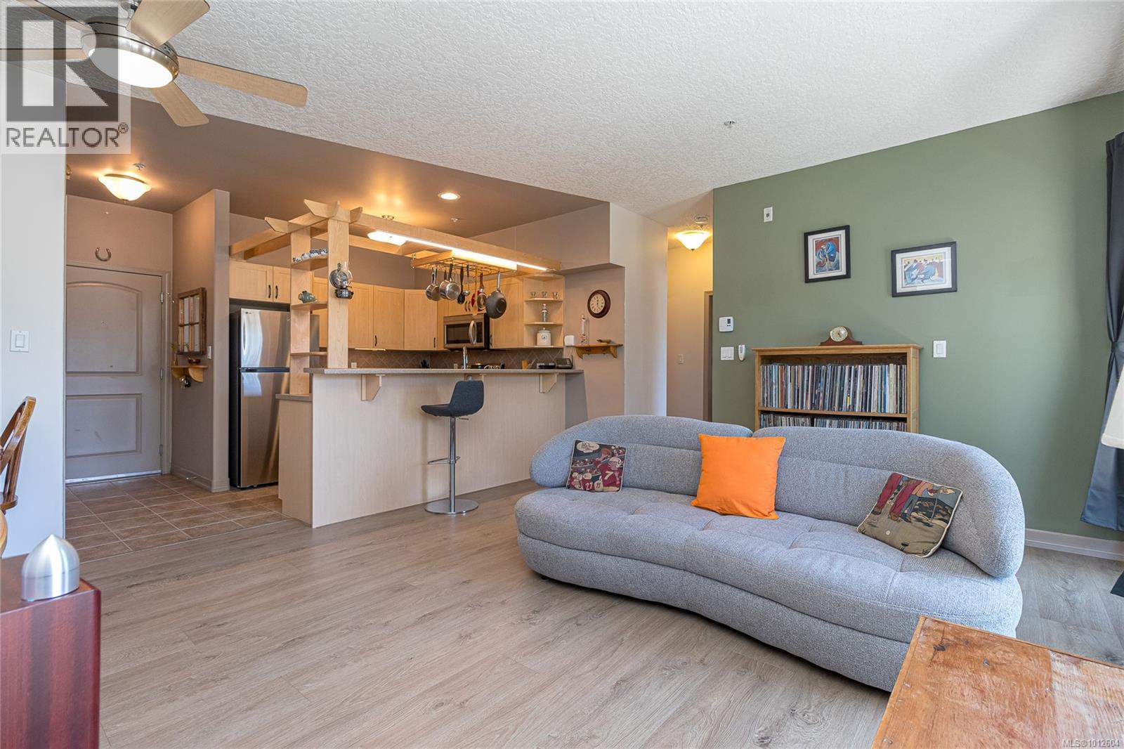 Photo 4 of 301 2706 Peatt Rd, Langford BC