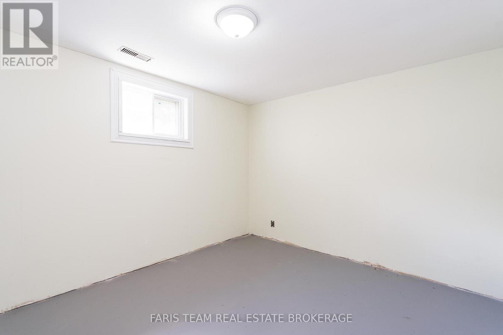 Photo 20 of 2368 South Orr Lake Road, Springwater ON