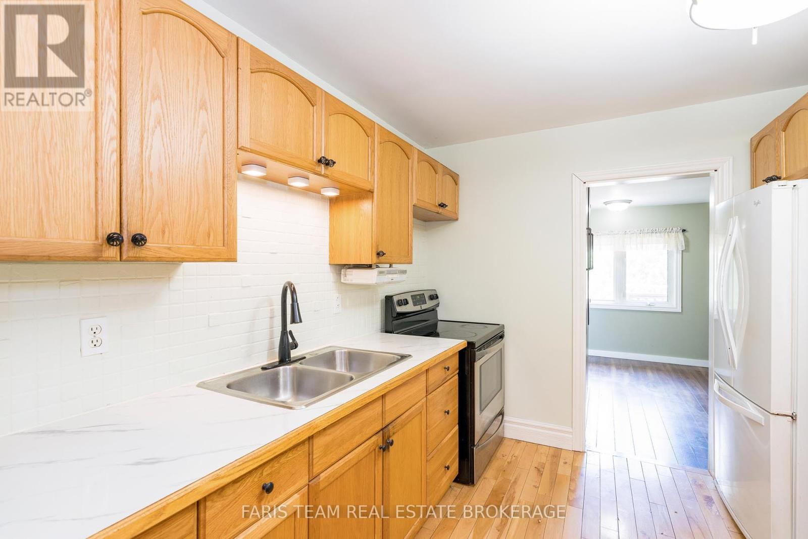 Photo 4 of 2368 South Orr Lake Road, Springwater ON
