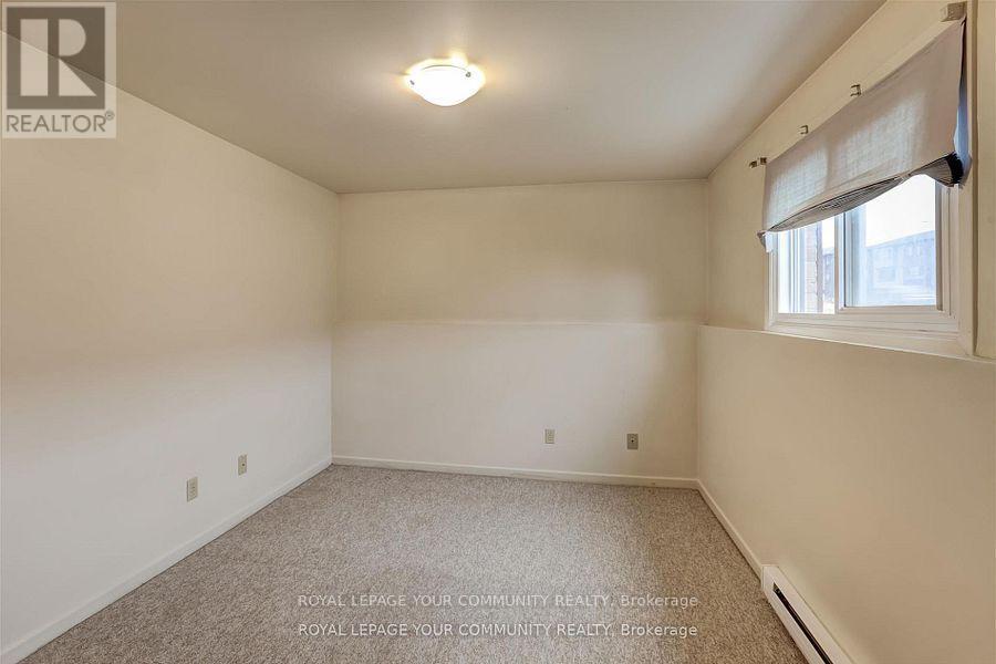 Photo 11 of 386 Essa Rd Lower Level Road, Barrie ON