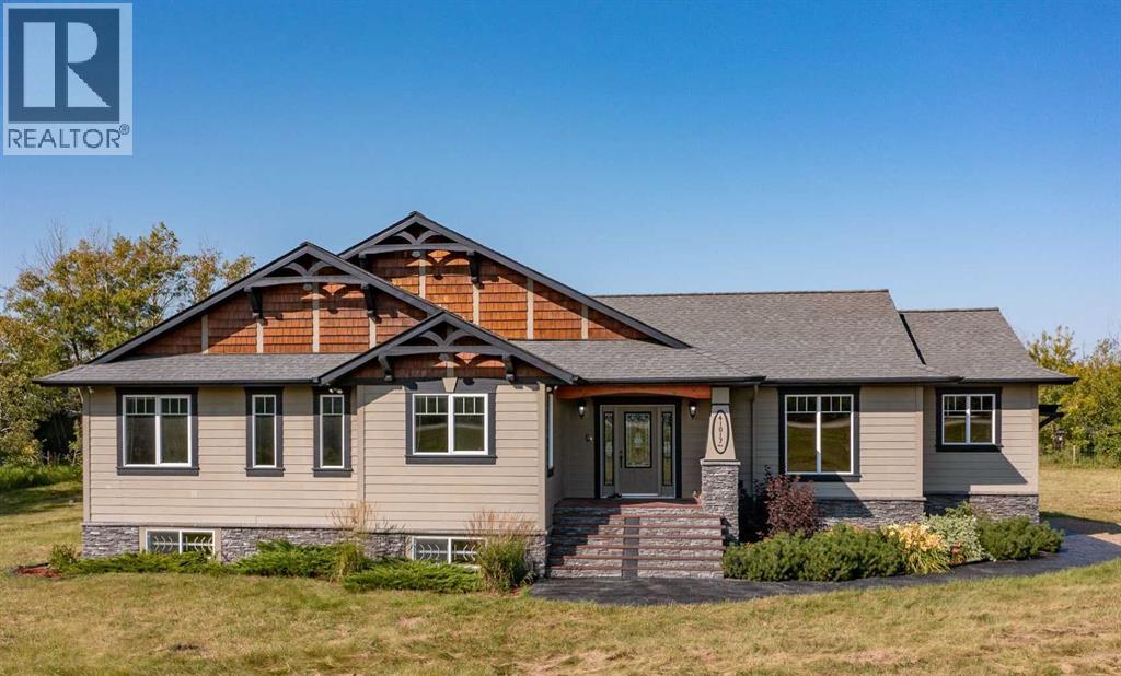 41017 Highway 20, Rural Lacombe County