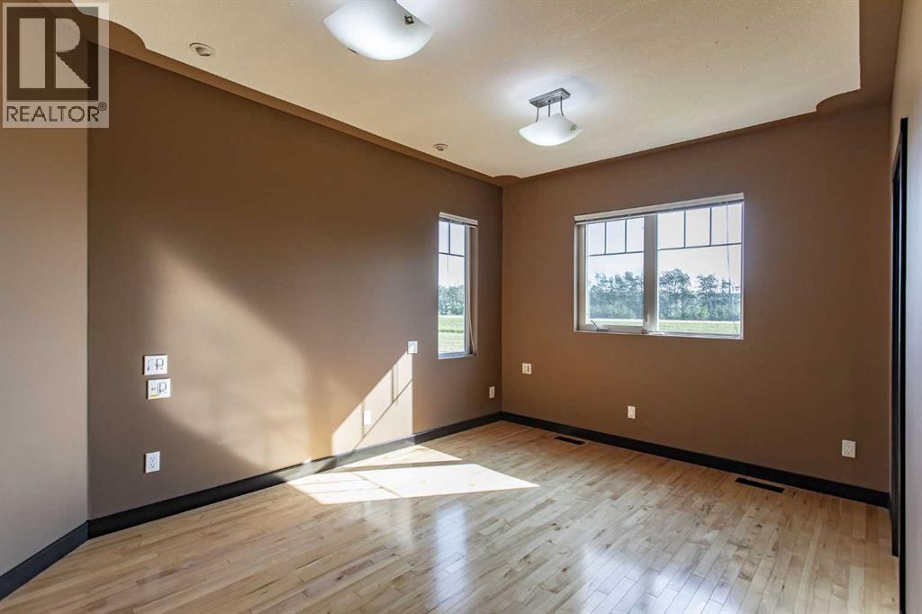 41017 Highway 20, Rural Lacombe County