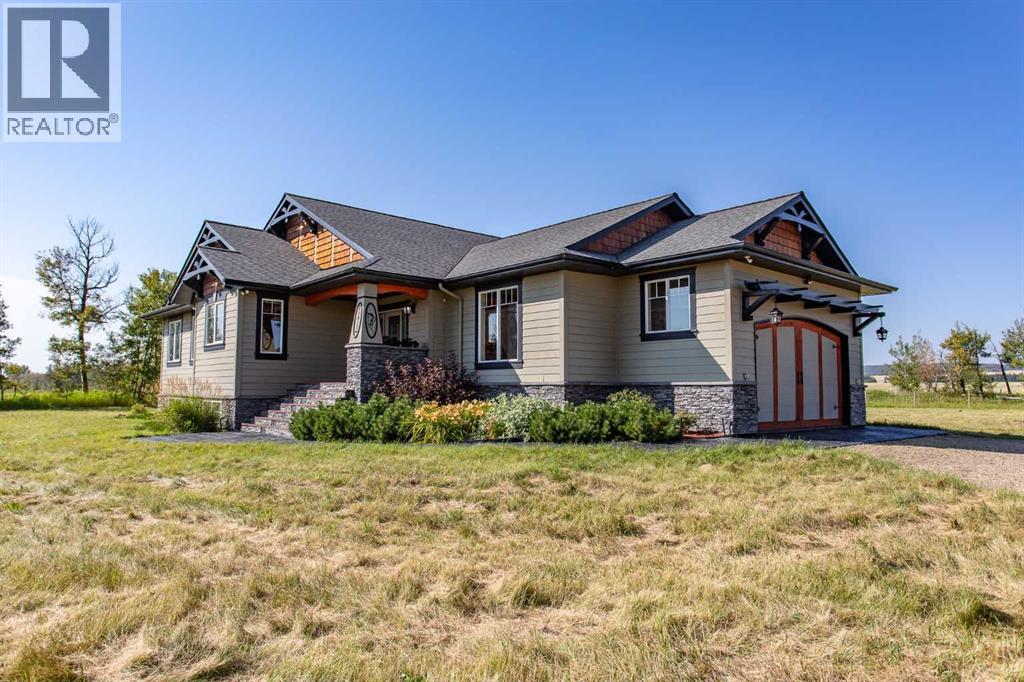 41017 Highway 20, Rural Lacombe County