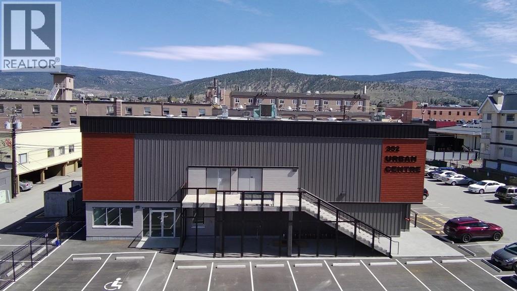 204 352 WINNIPEG Street, Penticton