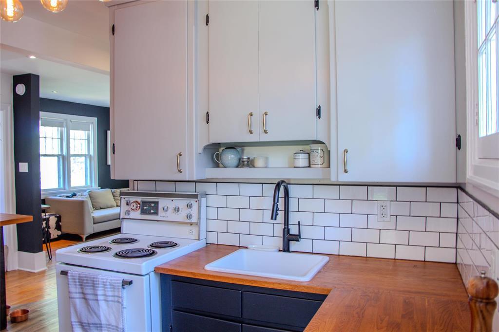 Photo 11 of 22 Oakleigh Place, Winnipeg MB