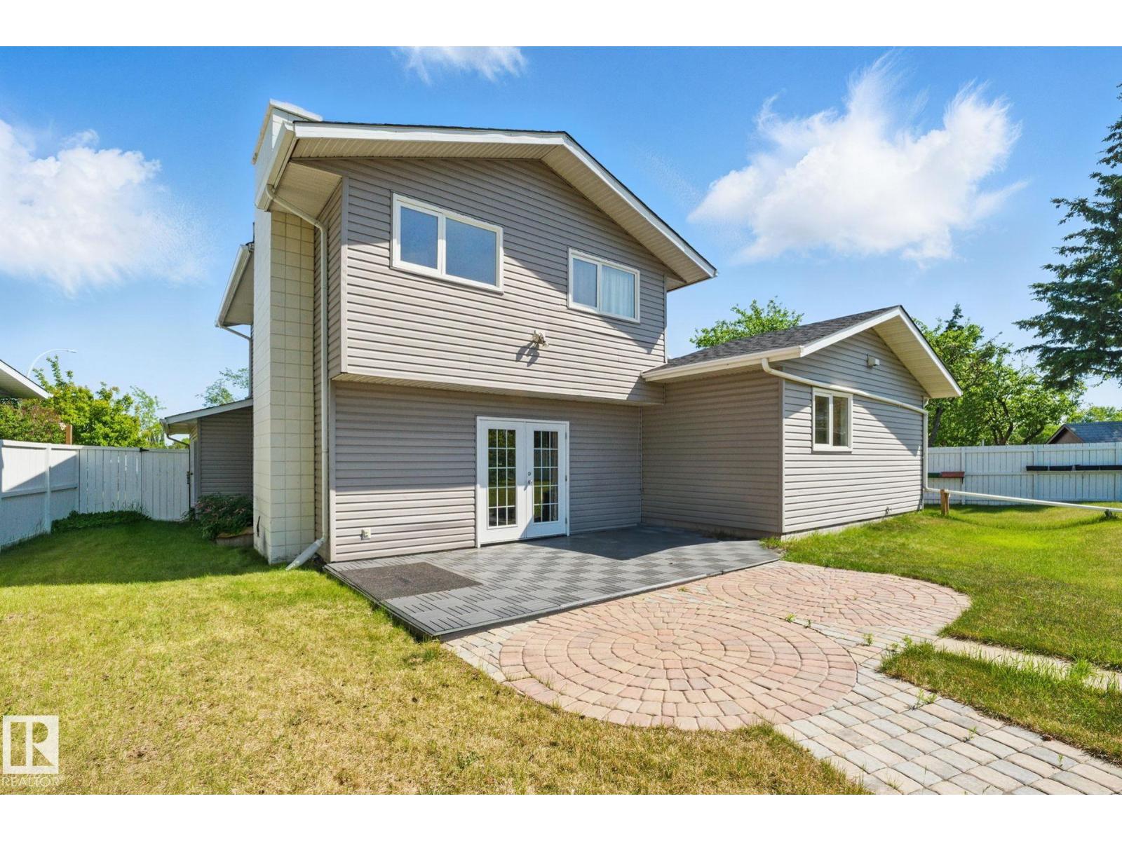 Photo 28 of 4336 74 St Nw, Edmonton AB