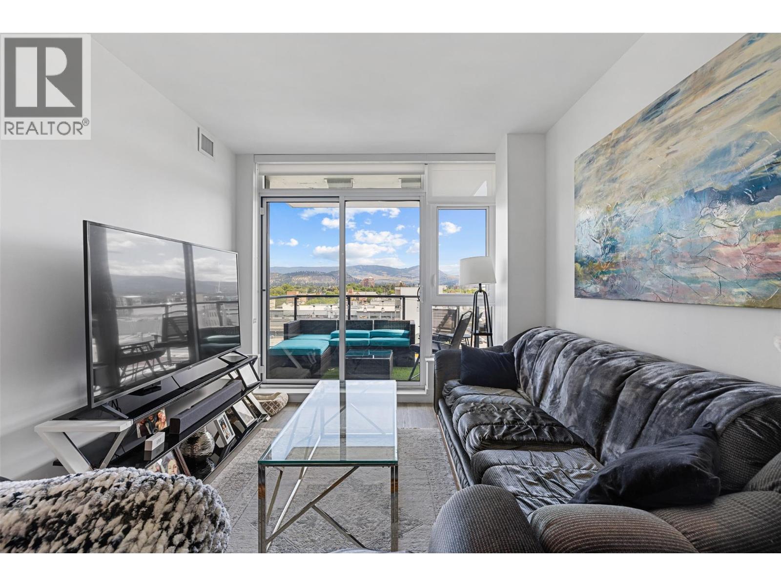 Photo 7 of 1588 Ellis Street Unit 703, Kelowna BC