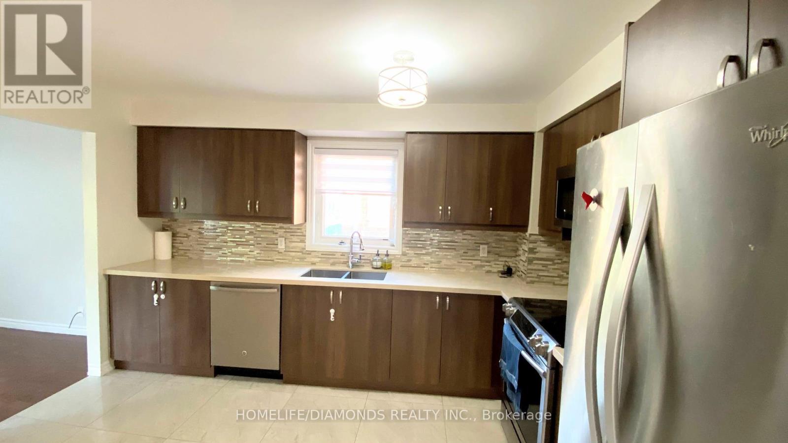 Photo 13 of Upper 52 Nuttall Street, Brampton ON