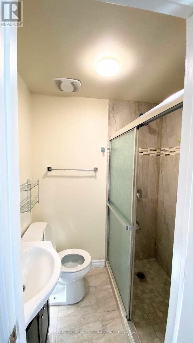 Photo 20 of Upper 52 Nuttall Street, Brampton ON