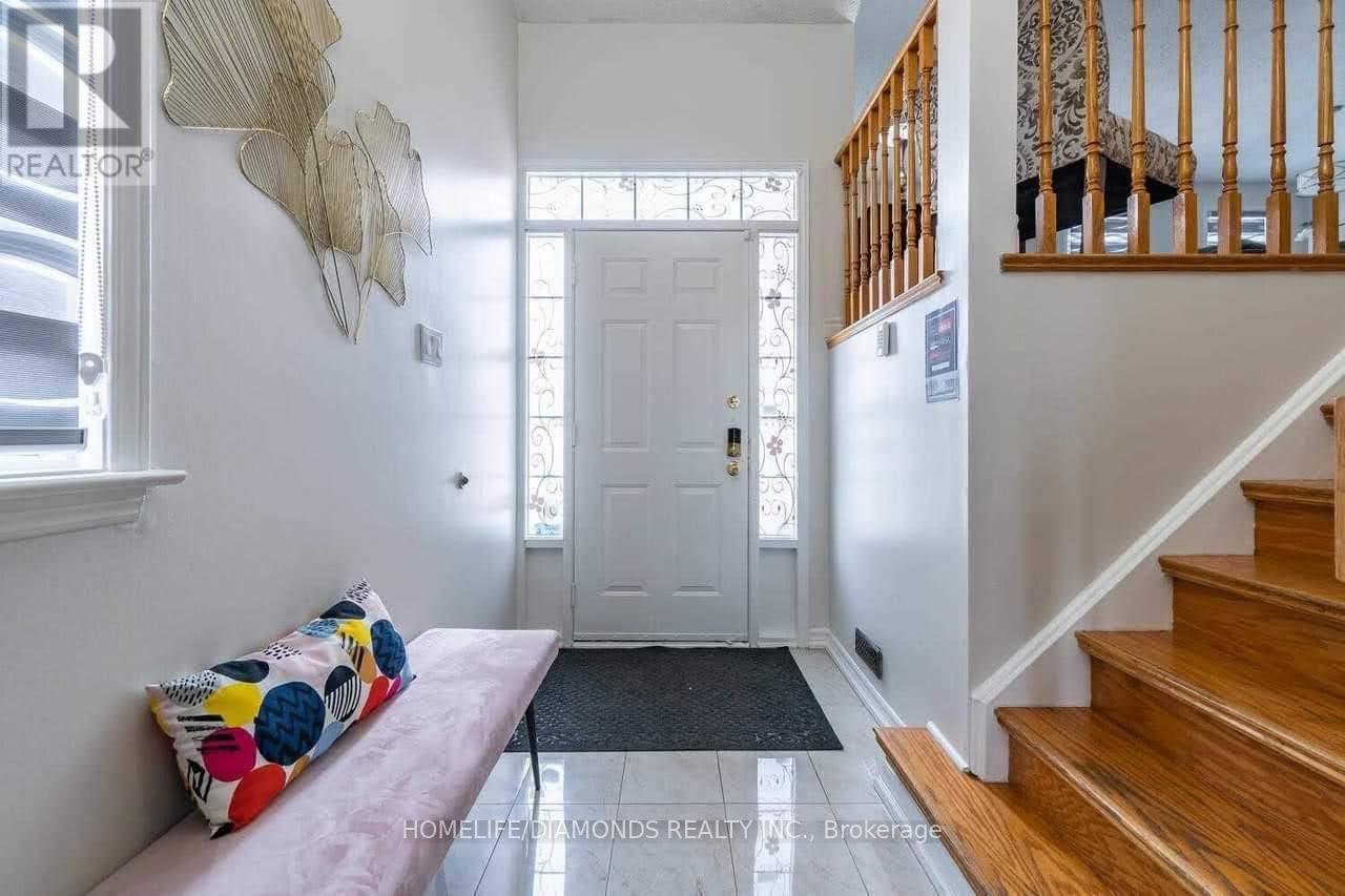 Photo 3 of Upper 52 Nuttall Street, Brampton ON