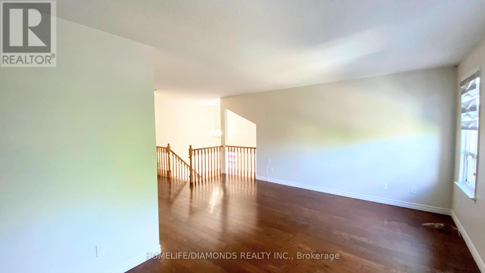 Photo 6 of Upper 52 Nuttall Street, Brampton ON