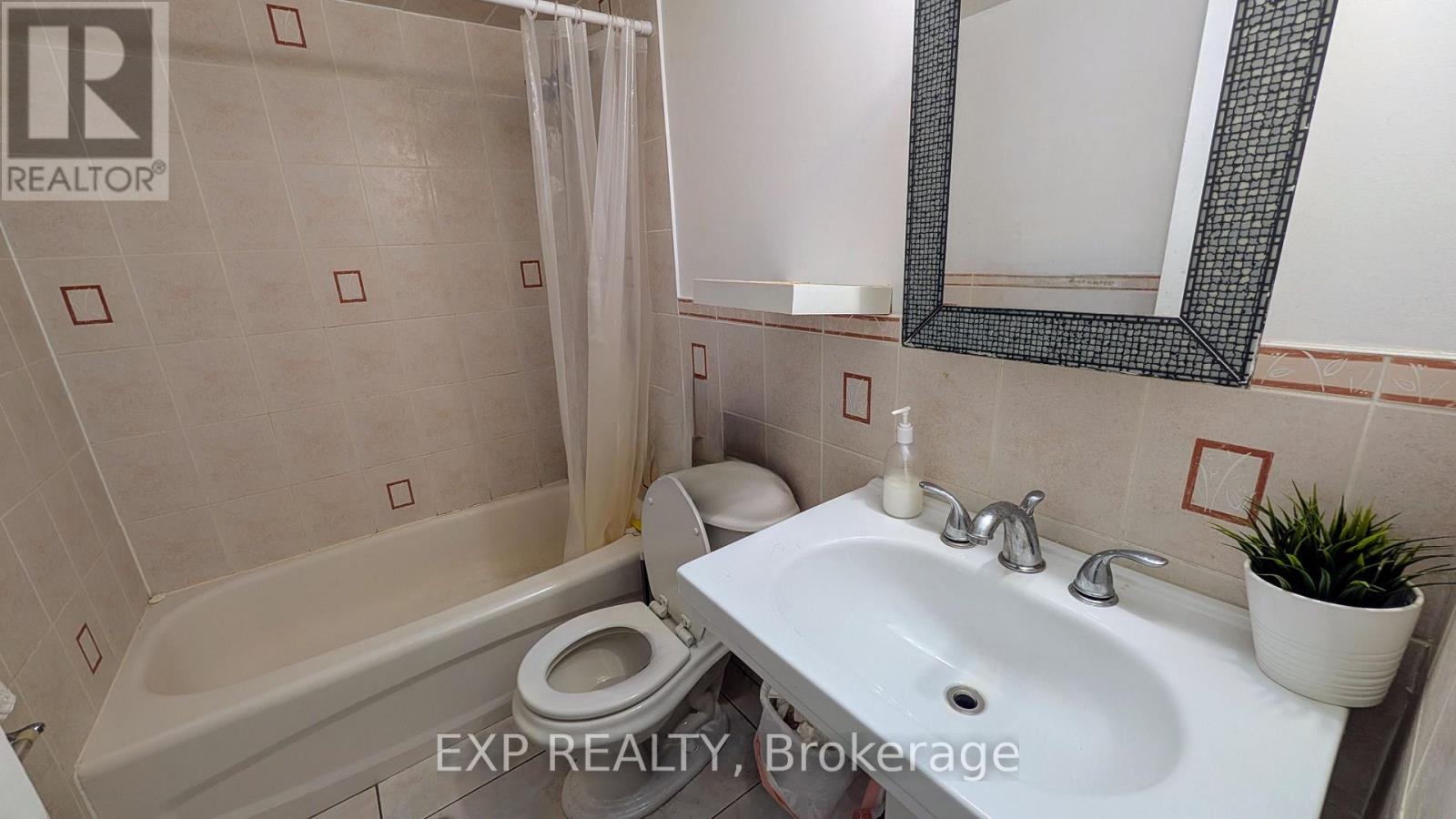 Photo 9 of 1813 320 Dixon Road, Toronto ON