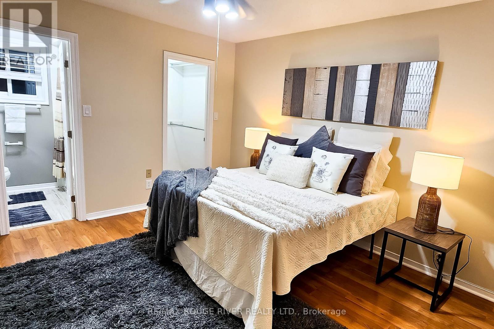 Photo 22 of 307 Michael Drive, Orangeville ON