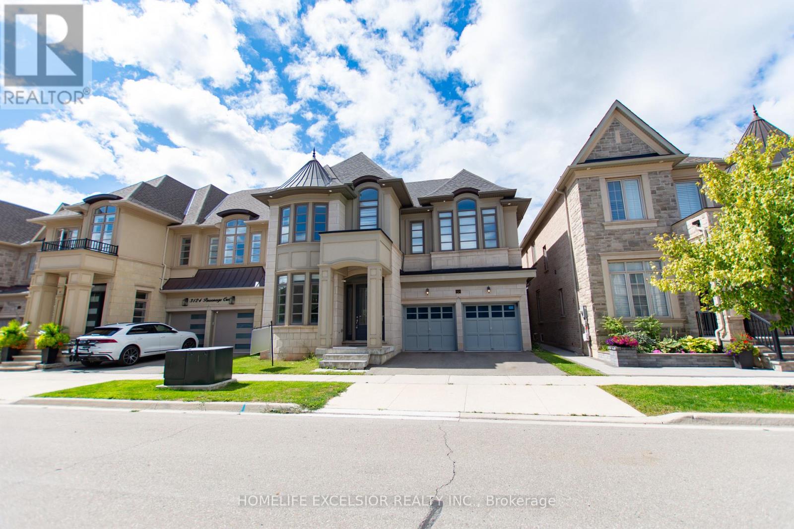 Photo 2 of 3128 Parsonage Crescent, Oakville ON