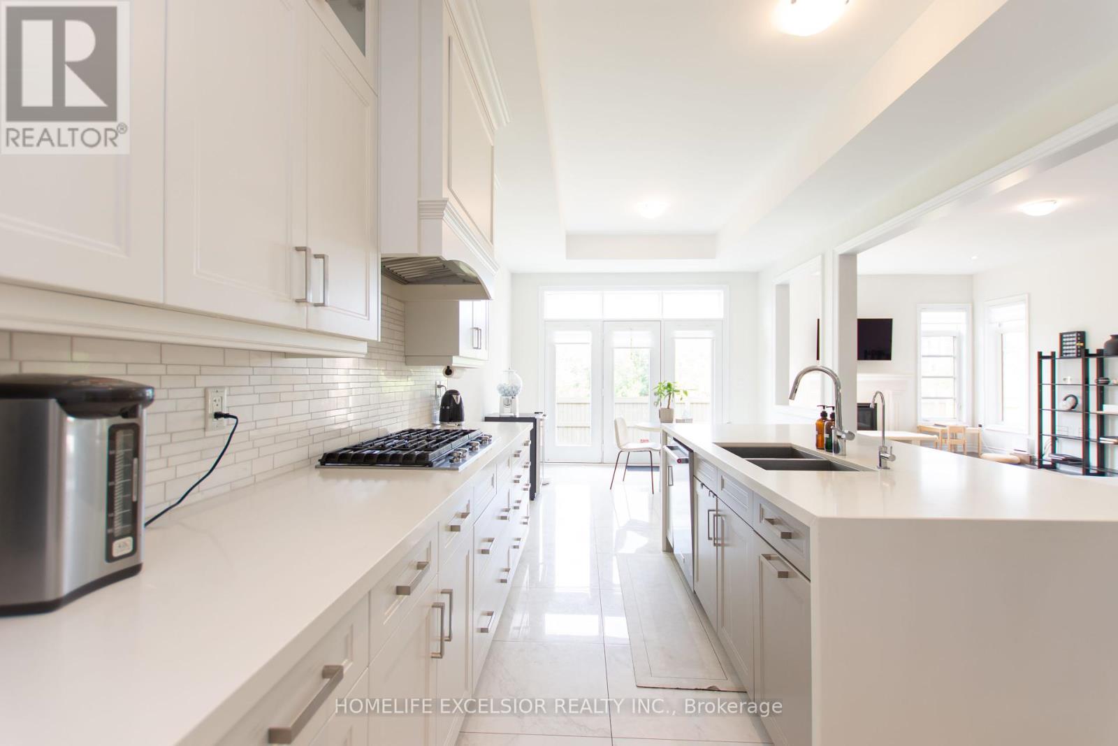 Photo 22 of 3128 Parsonage Crescent, Oakville ON