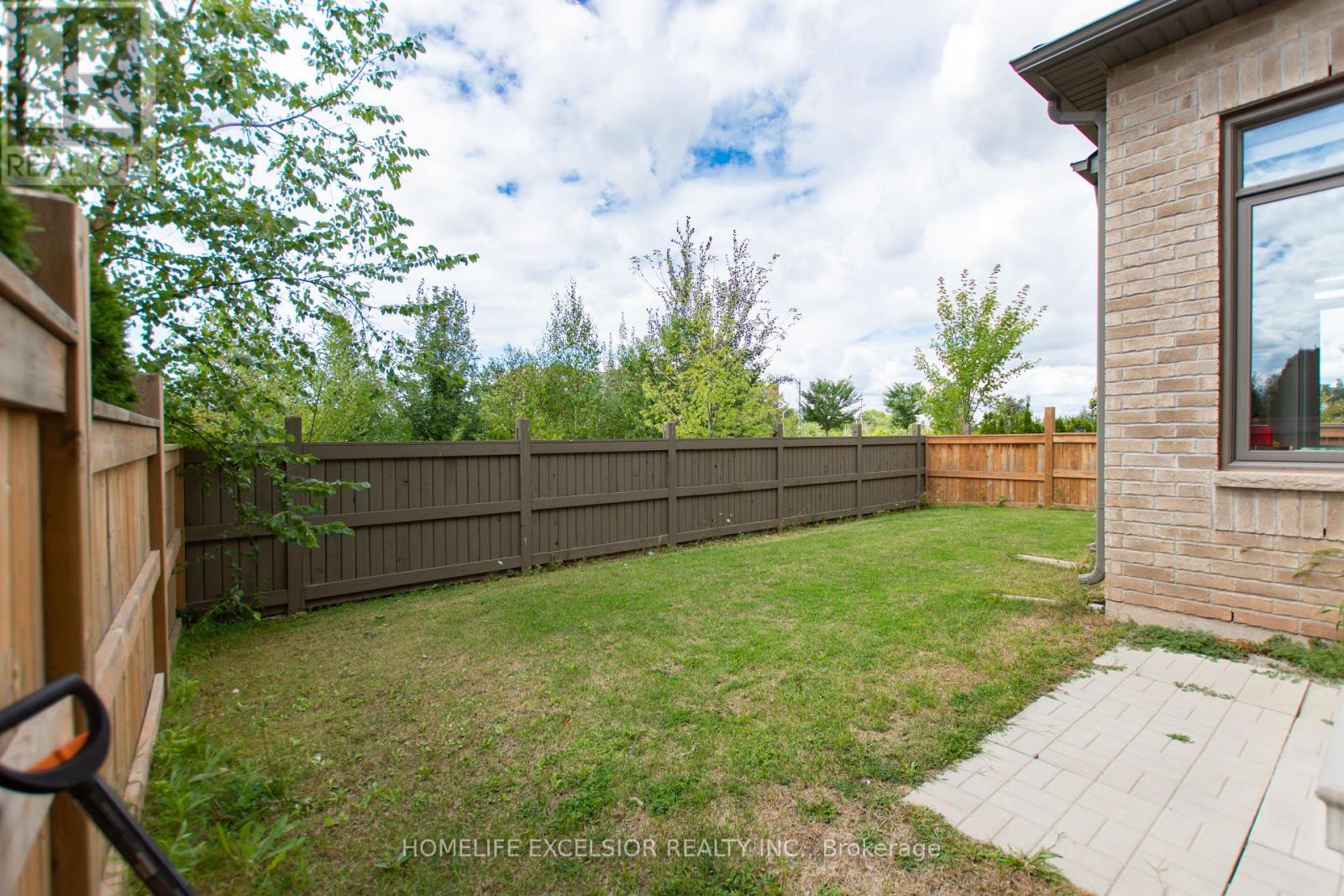 Photo 40 of 3128 Parsonage Crescent, Oakville ON