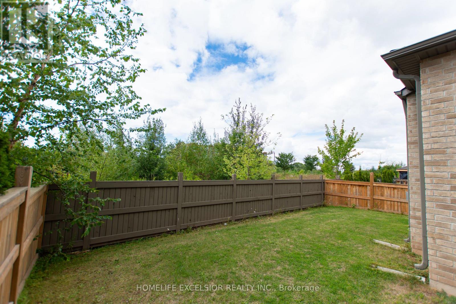 Photo 42 of 3128 Parsonage Crescent, Oakville ON