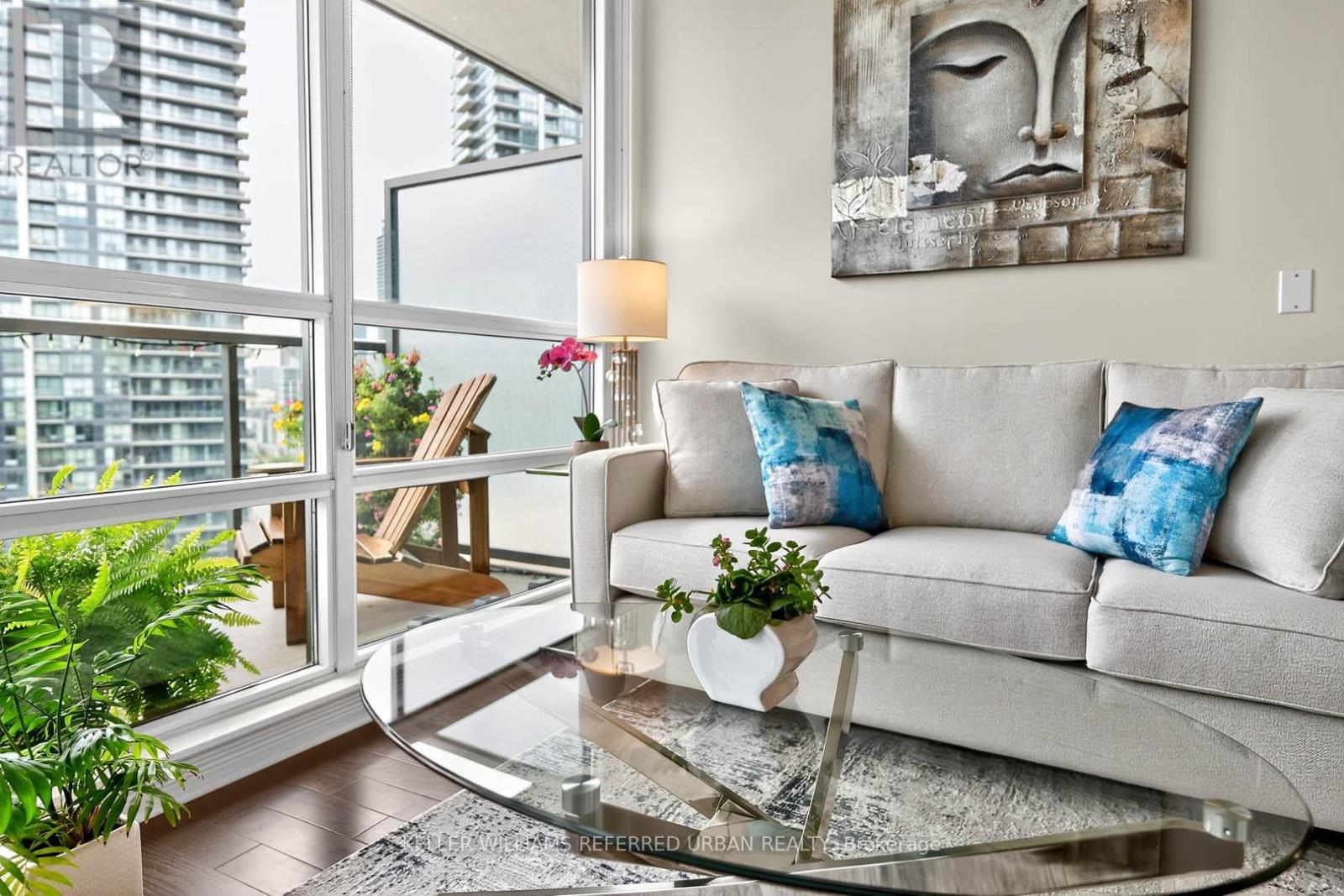 Photo 16 of 2305 15 Legion Road, Toronto ON