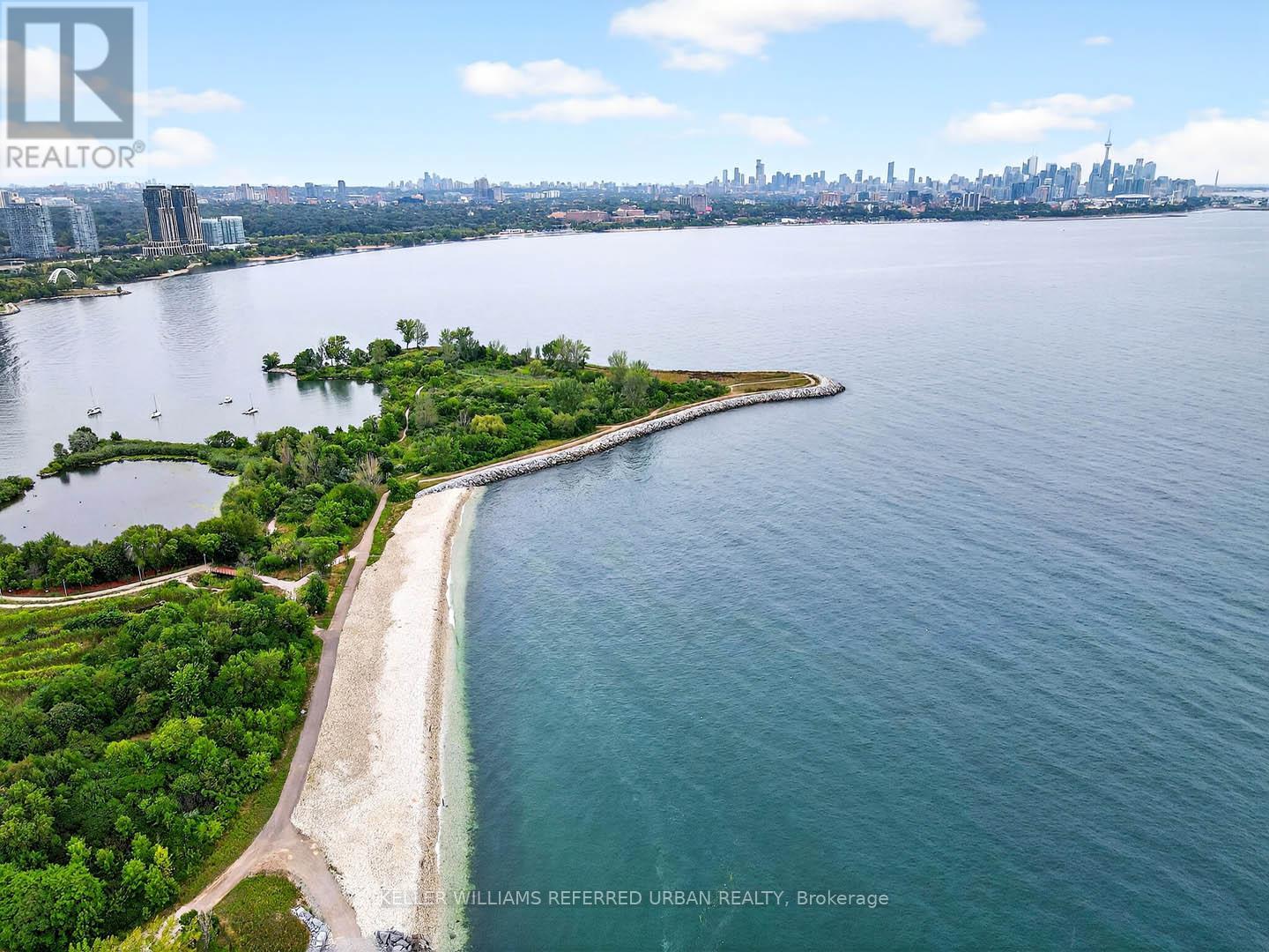 Photo 34 of 2305 15 Legion Road, Toronto ON