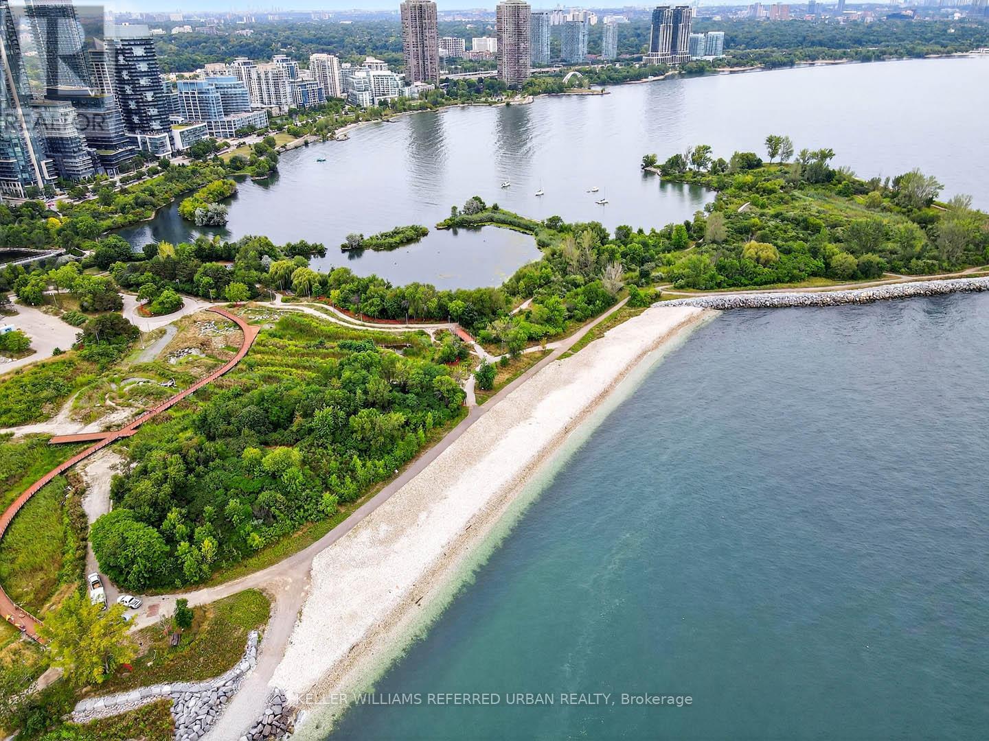Photo 35 of 2305 15 Legion Road, Toronto ON