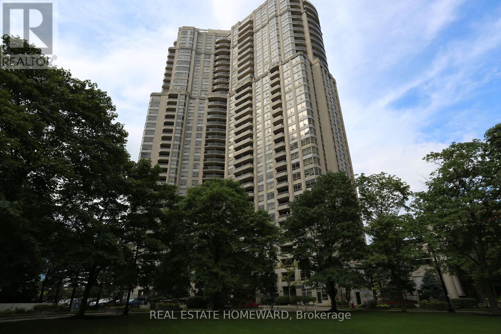 Photo 1 of 713 35 Kingsbridge Garden Circle, Mississauga ON