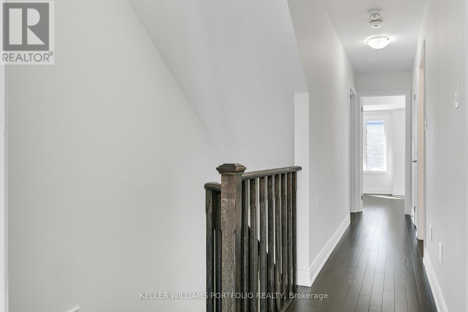 Photo 15 of 67 Edward Horton Crescent, Toronto ON