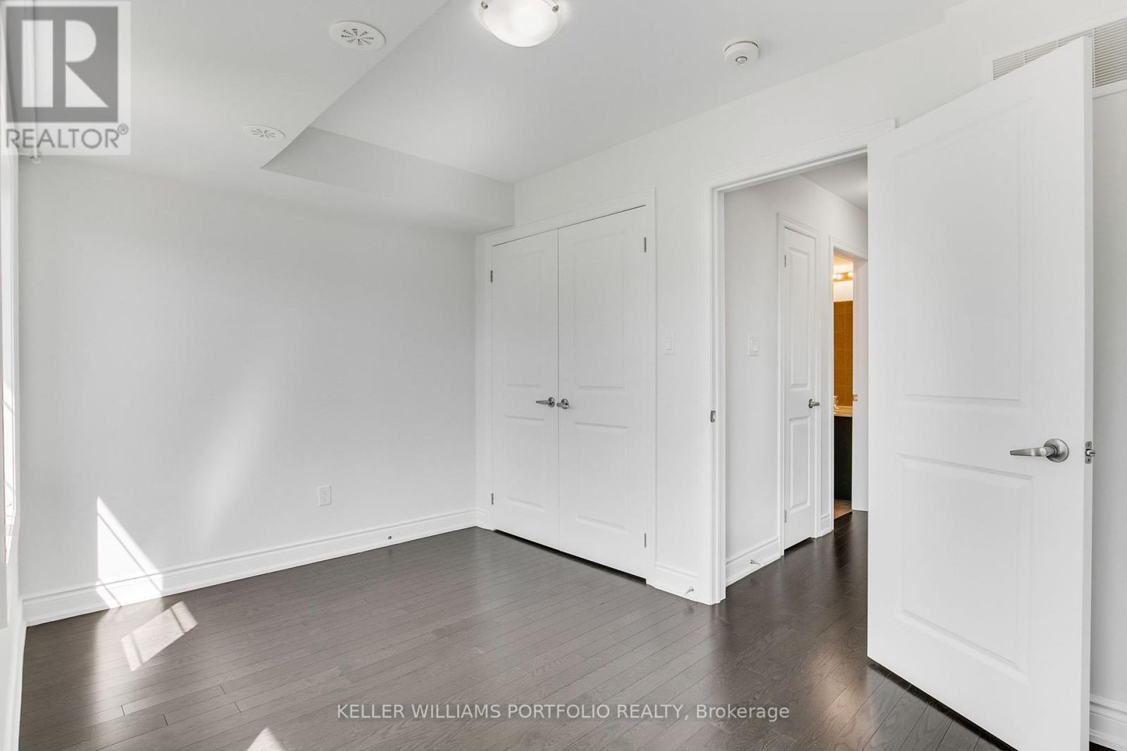 Photo 28 of 67 Edward Horton Crescent, Toronto ON