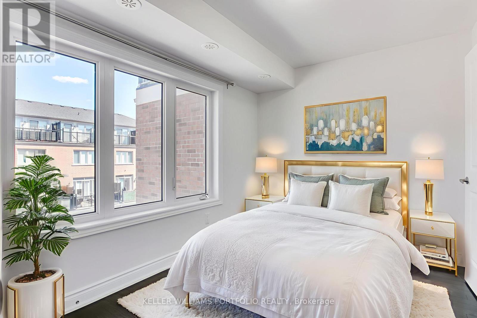 Photo 30 of 67 Edward Horton Crescent, Toronto ON