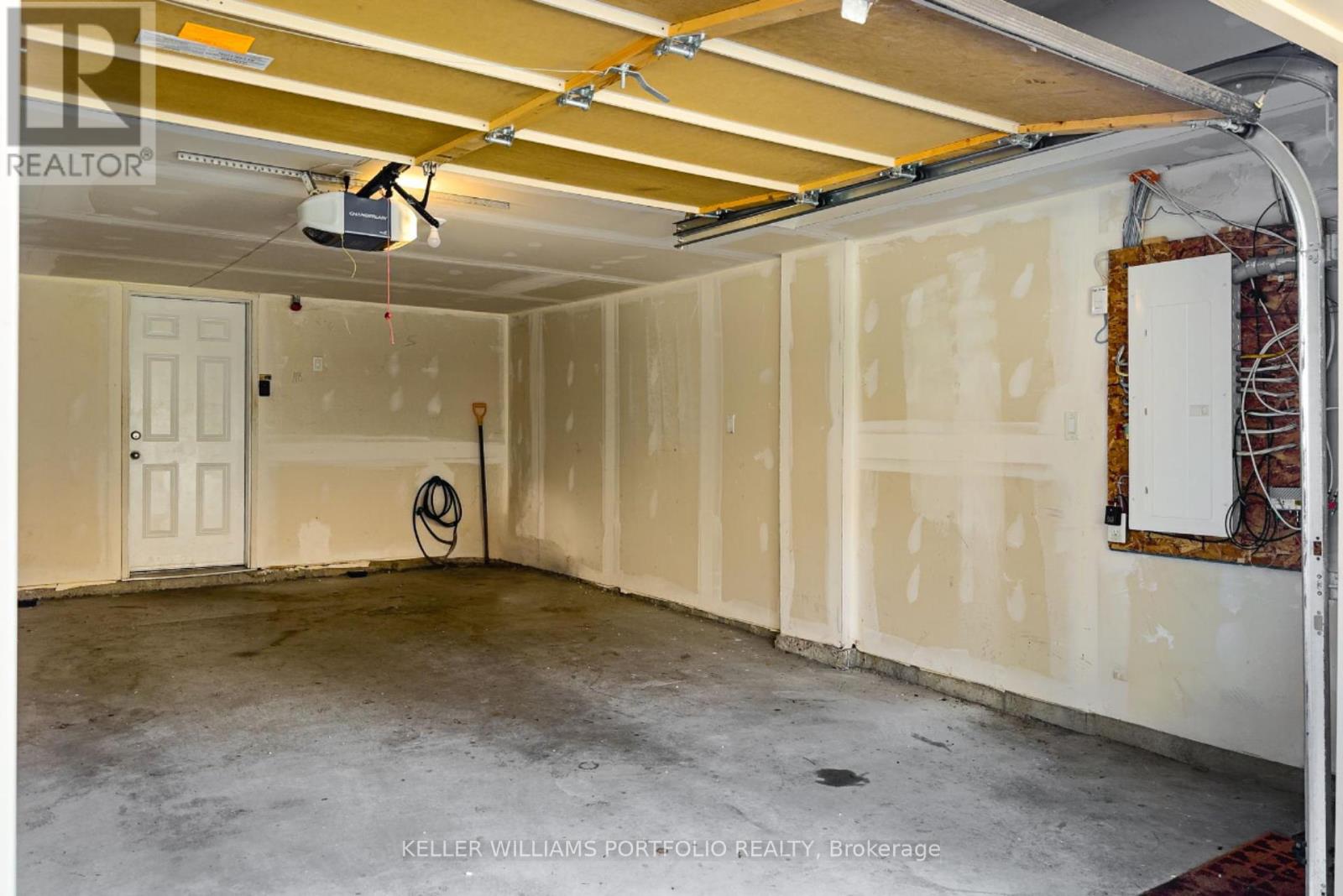 Photo 42 of 67 Edward Horton Crescent, Toronto ON
