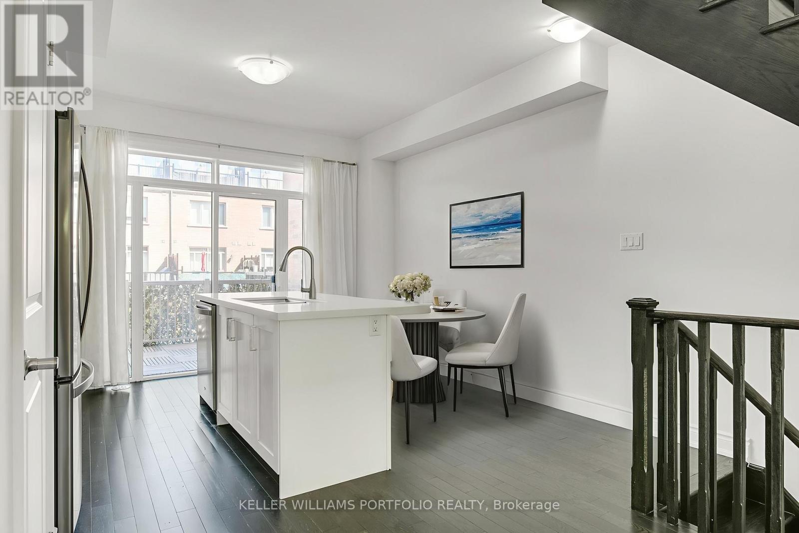 Photo 6 of 67 Edward Horton Crescent, Toronto ON