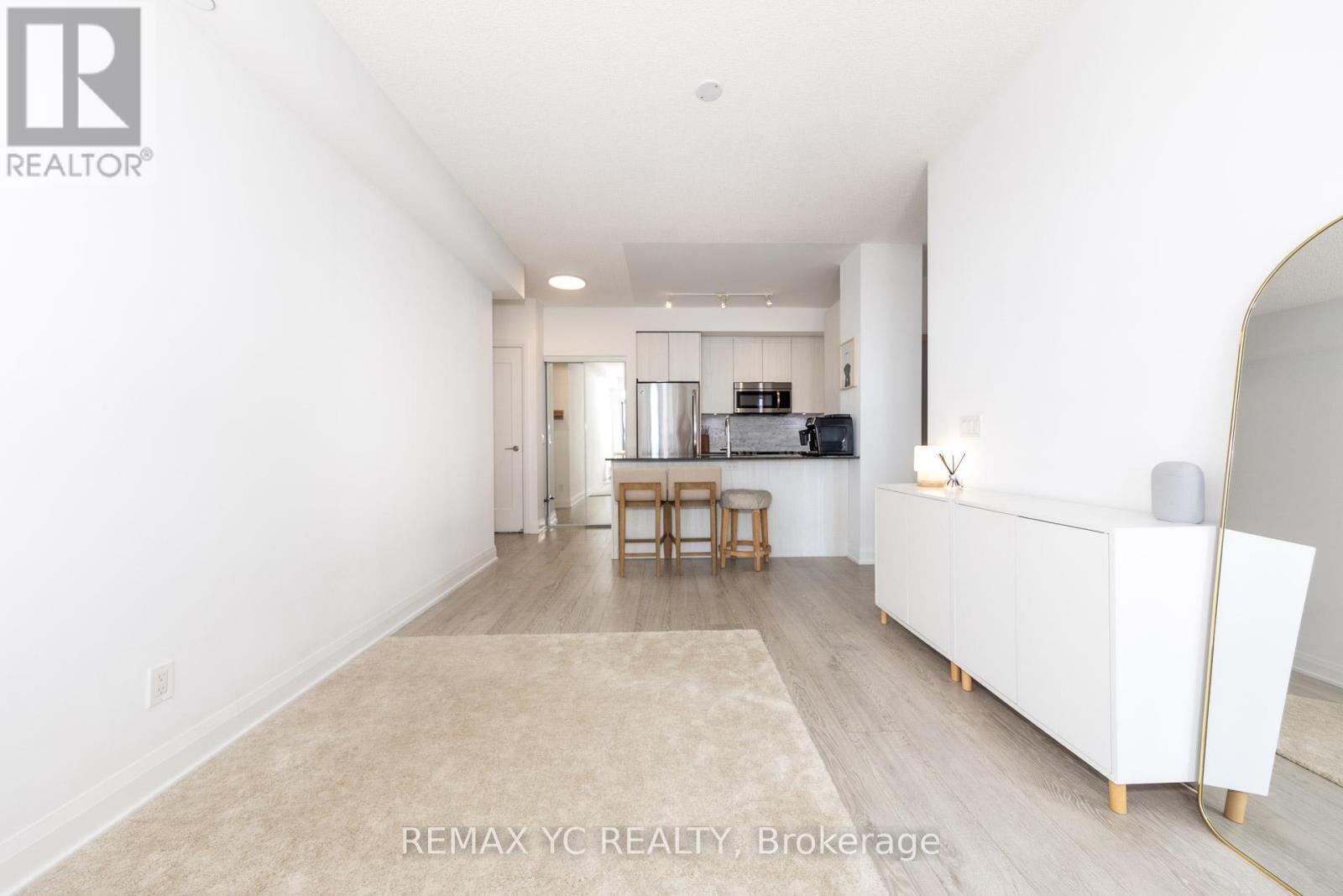 Photo 17 of 3904 56 Annie Craig Drive, Toronto ON