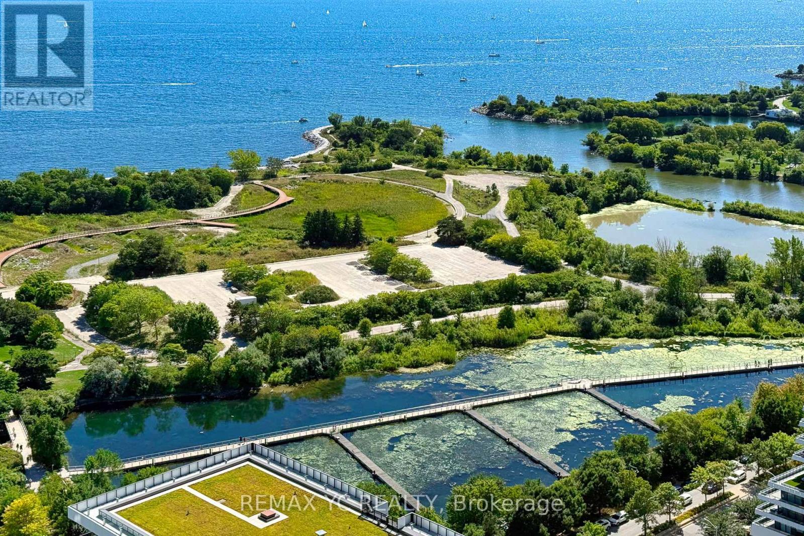 Photo 28 of 3904 56 Annie Craig Drive, Toronto ON