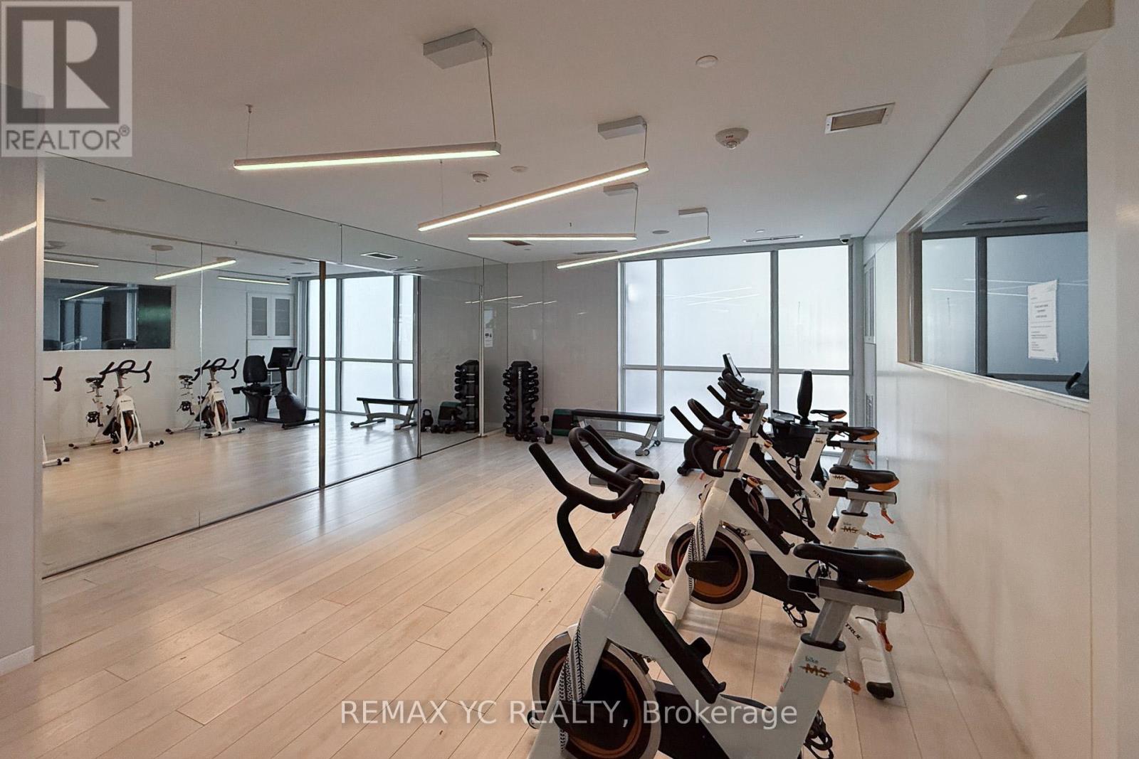 Photo 34 of 3904 56 Annie Craig Drive, Toronto ON