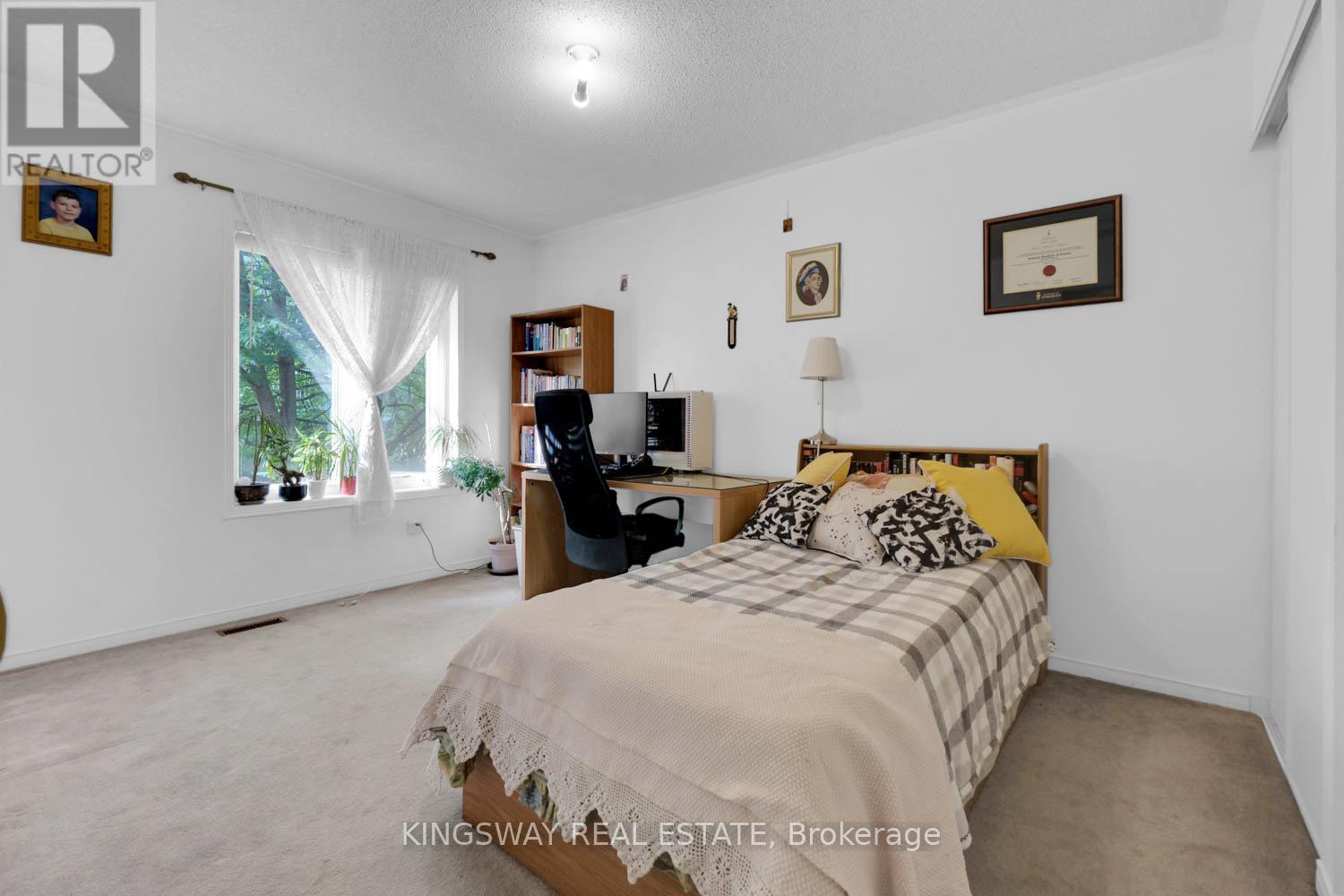 Photo 14 of 173 99 Bristol Road E, Mississauga ON