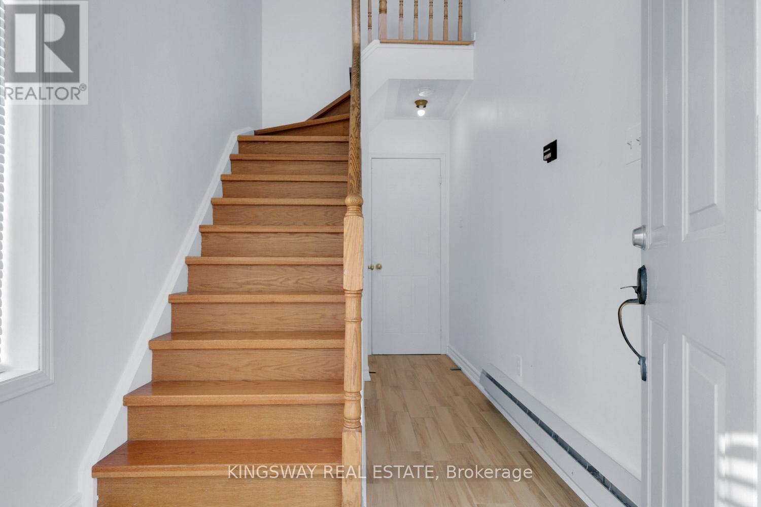 Photo 3 of 173 99 Bristol Road E, Mississauga ON