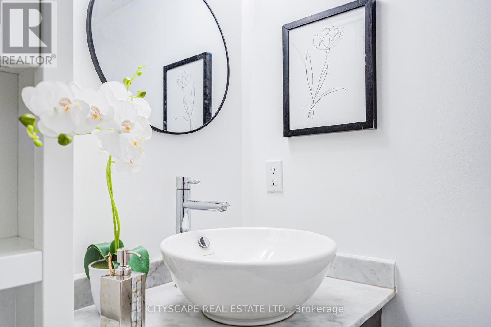 Photo 18 of 212 16 Foundry Avenue, Toronto ON