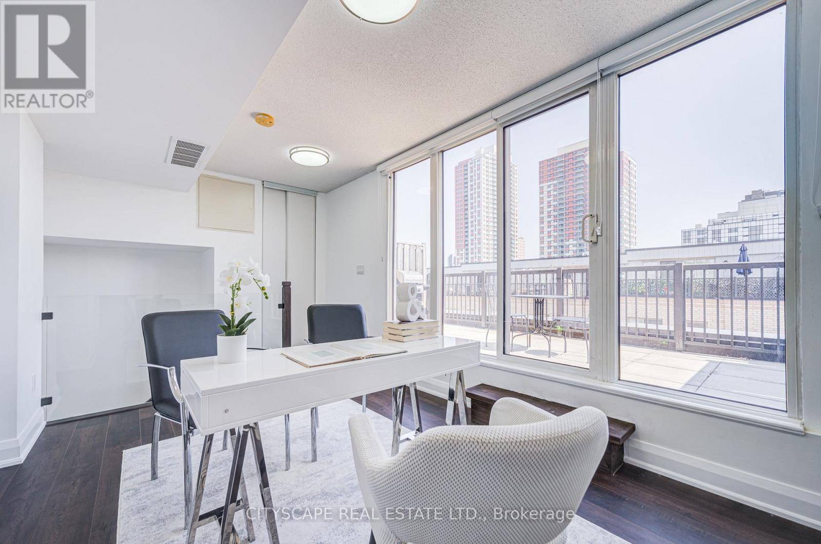 Photo 25 of 212 16 Foundry Avenue, Toronto ON