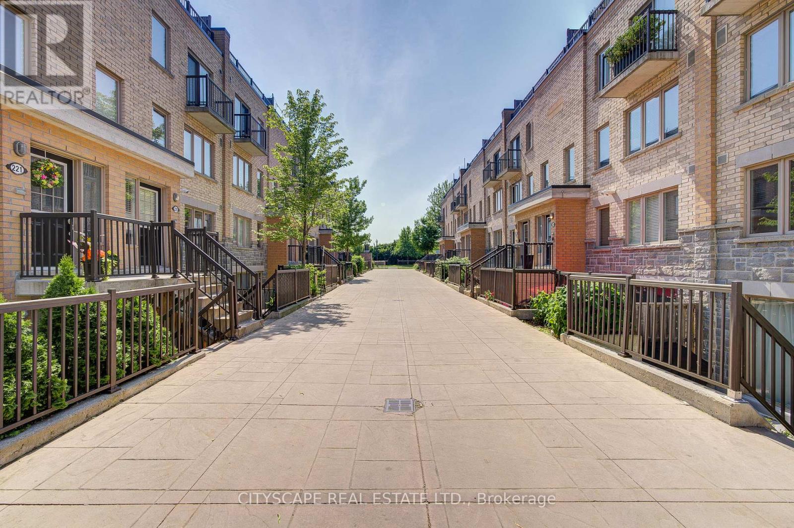 Photo 30 of 212 16 Foundry Avenue, Toronto ON