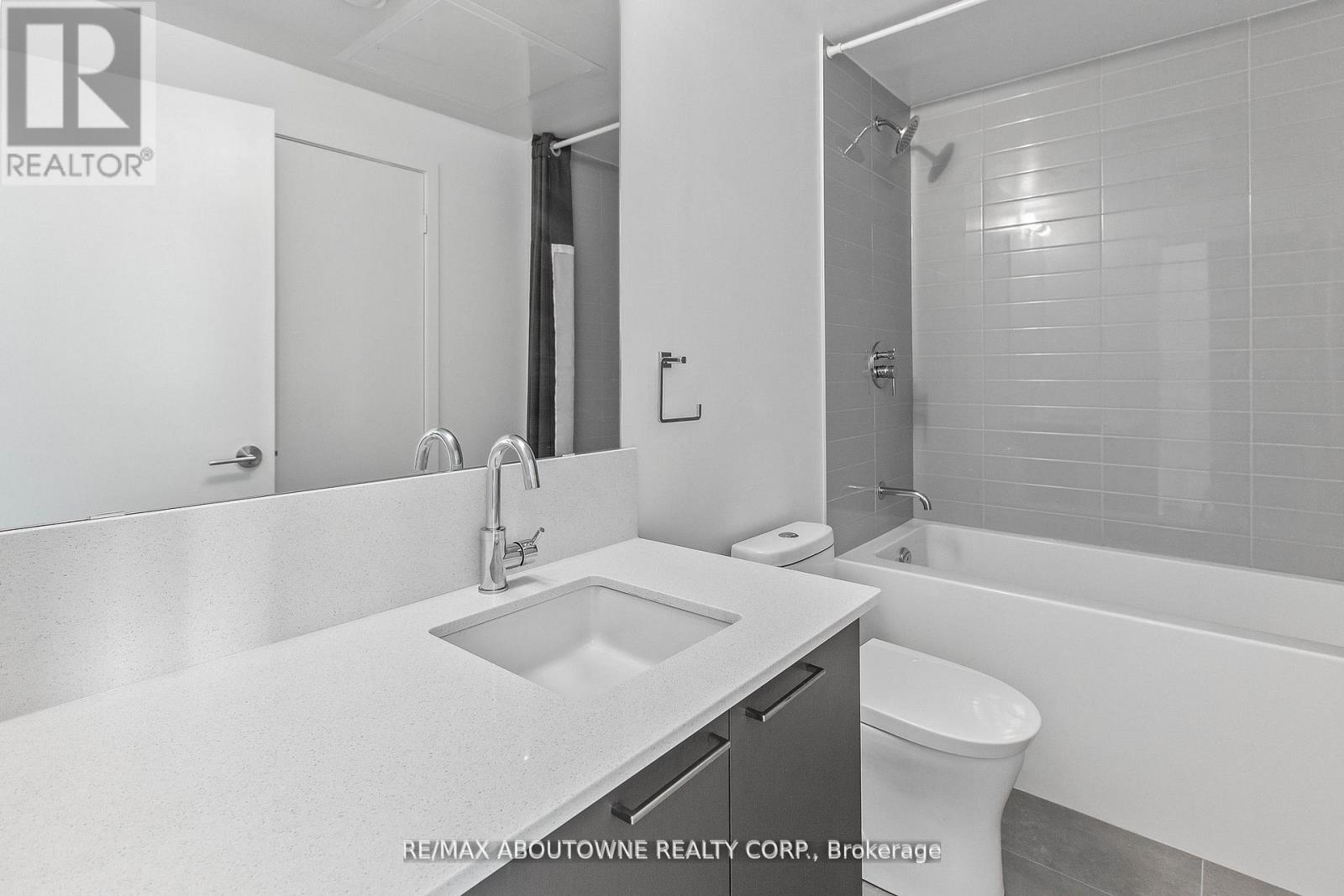 Photo 13 of 603 3005 Pine Glen Road, Oakville ON