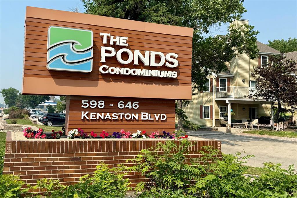 Photo 1 of 5 602 Kenaston Boulevard, Winnipeg MB