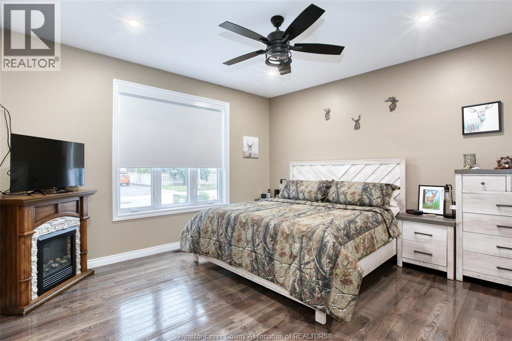 Photo 19 of 171 Riverview Ave, Lasalle ON