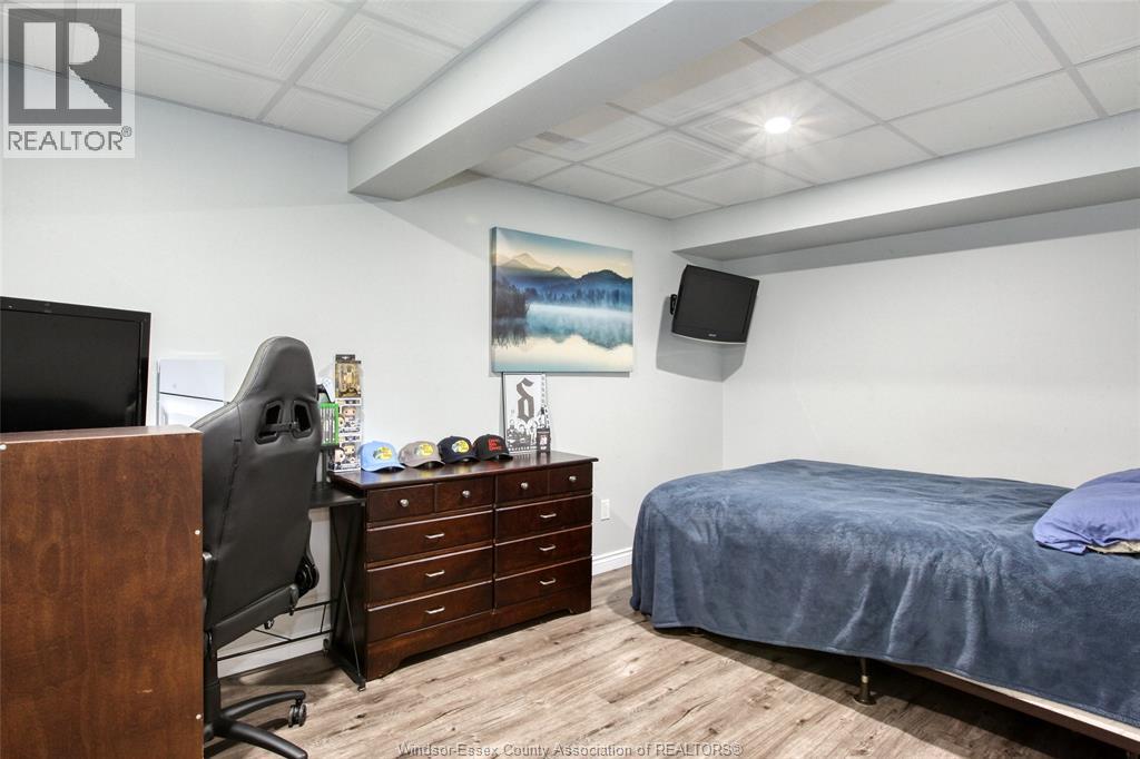 Photo 38 of 171 Riverview Ave, Lasalle ON