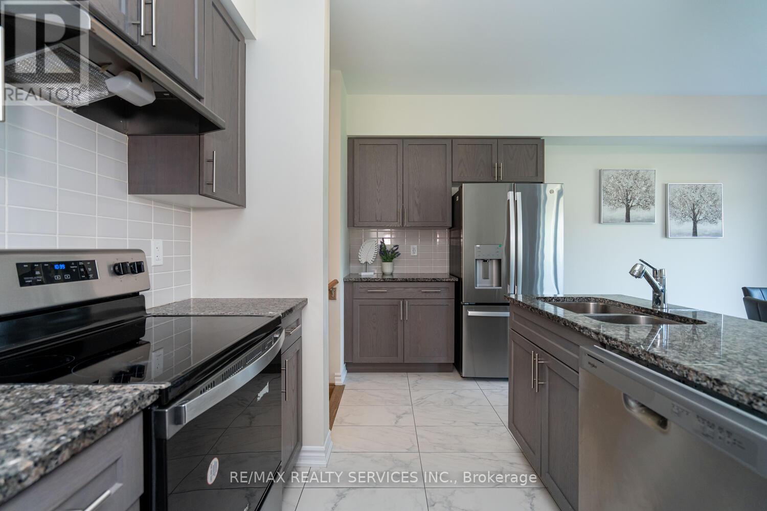Photo 16 of 5 Heming Street, Brant ON