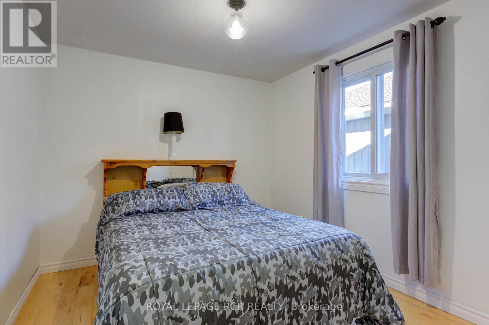 Photo 22 of 44 Geddes Street W, Minto ON
