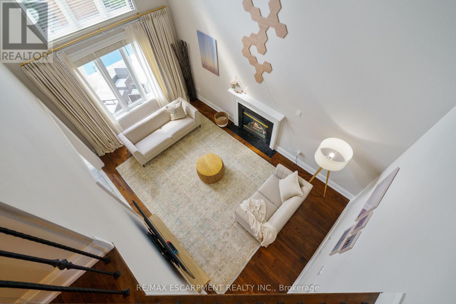 Photo 27 of 104 Davidson Boulevard, Hamilton ON